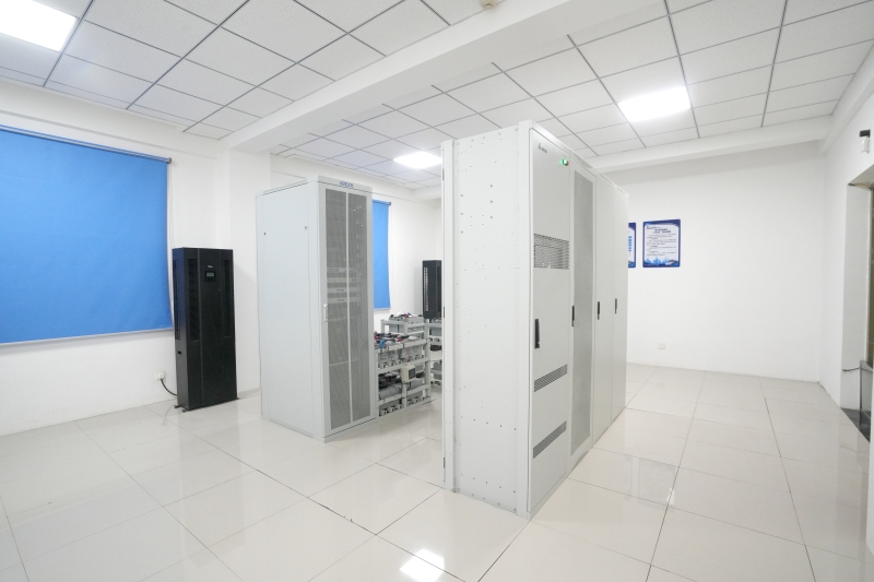 6-2 通信機房實景.jpg